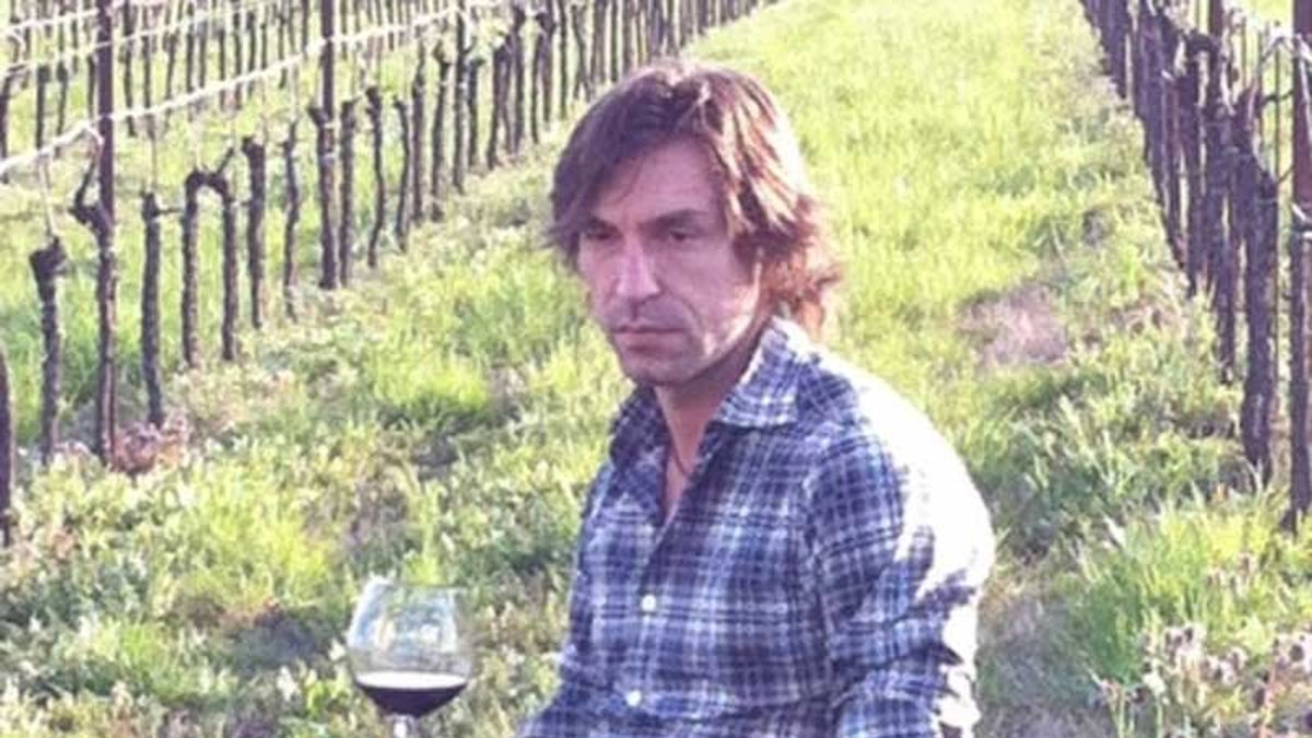 Vin är gott, tycker Pirlo. 
